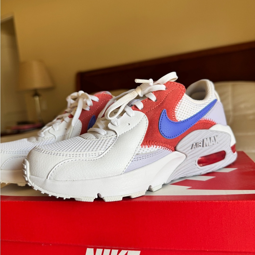 Women’s Nike Air Max Excee in White/ Sapphire-Pure Violet